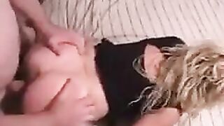 The husband fucked a beautiful point at home, right on the bed