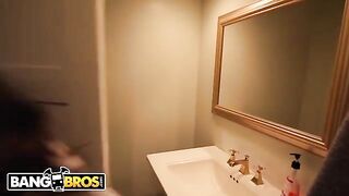 Riley Reid shares her BF with steaming Janet Mason
