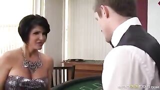The girl lost her vagina and mouth for the sake of cards
