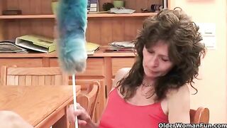 A mature woman plays with her pussy using a finger and imagination