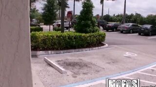 A pick up guy fucked an unfamiliar girl he met online