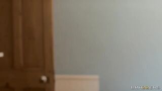 A hot shower and one last passionate fuck with a beautiful woman