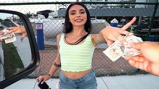 Strippers need big cocks instead of money - Hunt4K