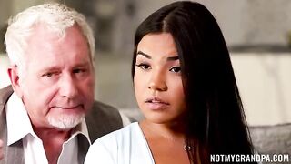 Hot Latina slut Summer got a role in an adult movie
