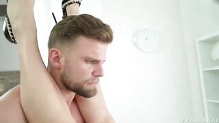An anal MILF squirts like a mad one in this hardcore video
