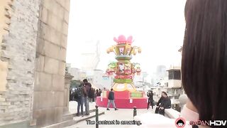 After a breakup, Iku Sakuragi found love in Macao with a hairy beauty