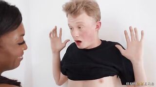 He made a prank and received a pussy sandwich