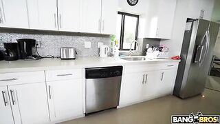 A naked maid is cleaning the house