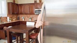 The life of a bimbo is one long, happy fuck