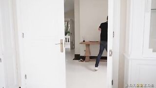 A girl is fucking with her social media friend in this video