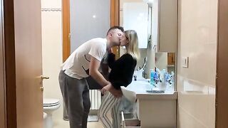 A girl closed herself in the bathroom and wanted to be fucked by someone