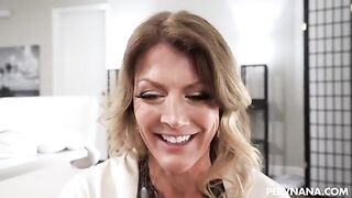 A hot girl climbed on my dick and began to jump on it hard