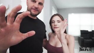 A girl has no idea how to show pity and sex