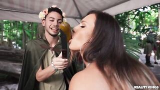 A nice picnic in the fresh air ends with sex