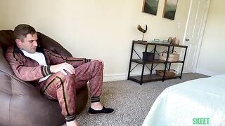 Watch and learn how to suck properly, it's quite an interesting lesson