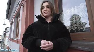 Public Agent meets Myss Alessandra on the street and asks her to show her skills