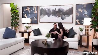 Cunnilingus with a young model is twice as enjoyable, especially with the right techniques