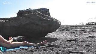 A girl without a swimsuit rubs herself and makes her boyfriend cum