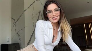 The girl is very horny and she cannot hide it anymore