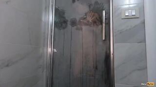 Amateur anal sex with a surprising and intense finish, featuring Very Myller