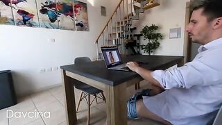 The secretary gets fucked in the ass by the boss for a promotion - Italian amatoriale