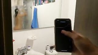 Public challenge to not squirt with Martina Smith’s control