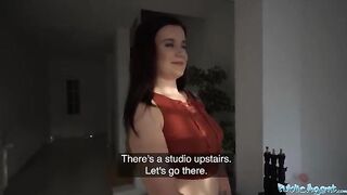 Photostudio agent picks up cute teen Little Eliss for a session