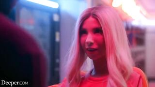 A pretty girl Kenzie cheats on her husband in public place