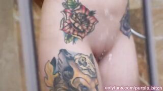 Guy fucked his stepsister in the shower, a steamy affair