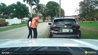 A sexy girl got her car repaired by a mechanic and had sex with him
